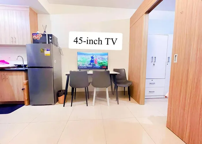 Shore 2 Tower 3 Near Moa Easy Vacation Shopping Center * Manila