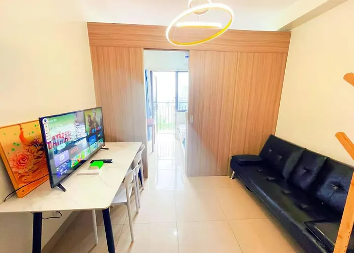 Shore 2 Tower 3 Near Moa Easy Vacation Shopping Center * Manila